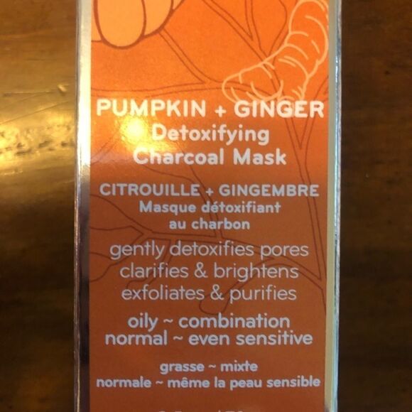 PUMPKIN + GINGER DETOXIFYING CHARCOAL MASK NEW - Picture 9 of 16